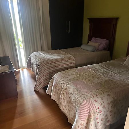 Casa 6 A Malibu 3Km Del Aeropuerto Podes Dejar Tu Auto Villa Allende Exterior photo