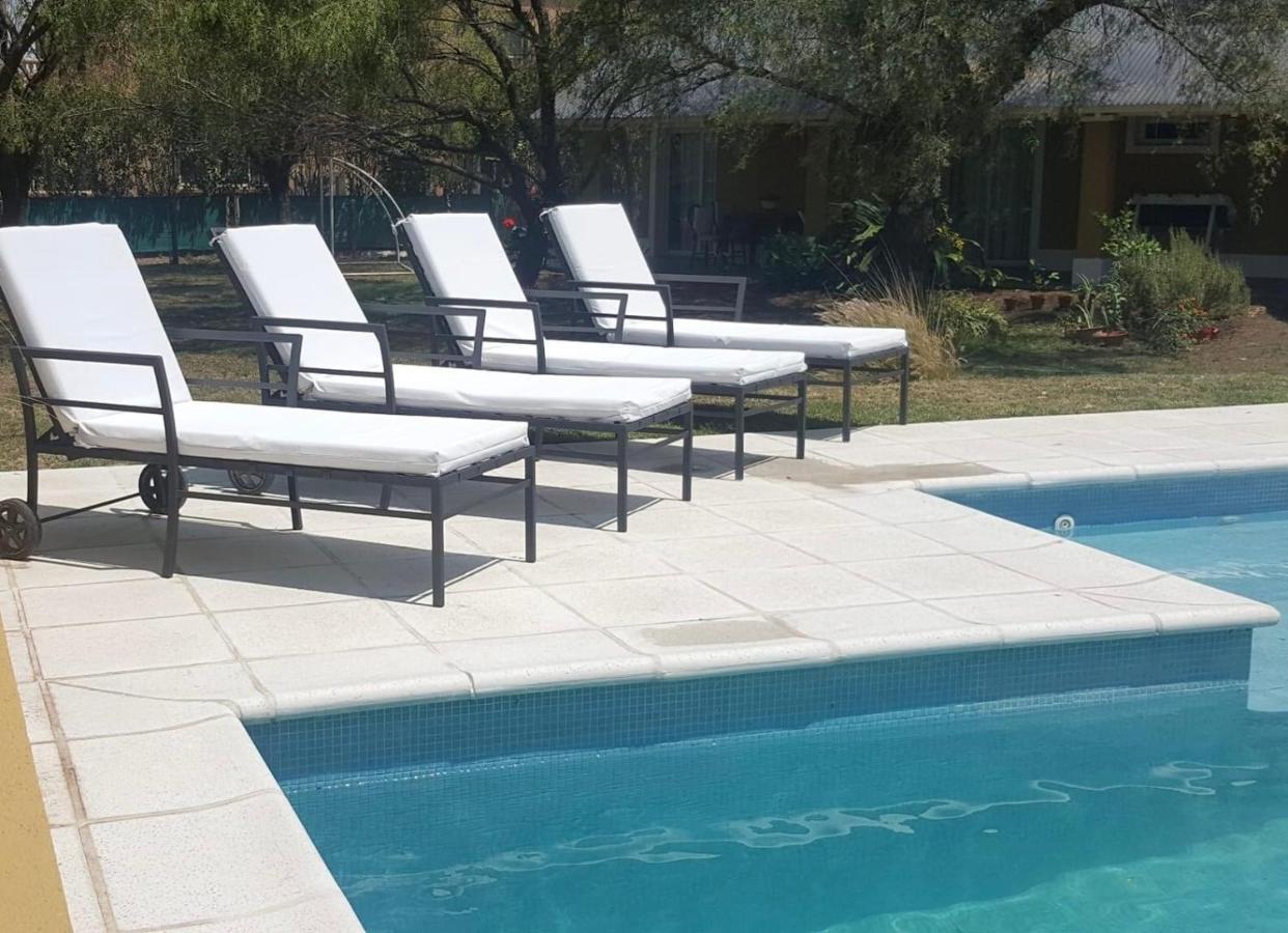 Casa 6 A Malibu 3Km Del Aeropuerto Podes Dejar Tu Auto Villa Allende Exterior photo